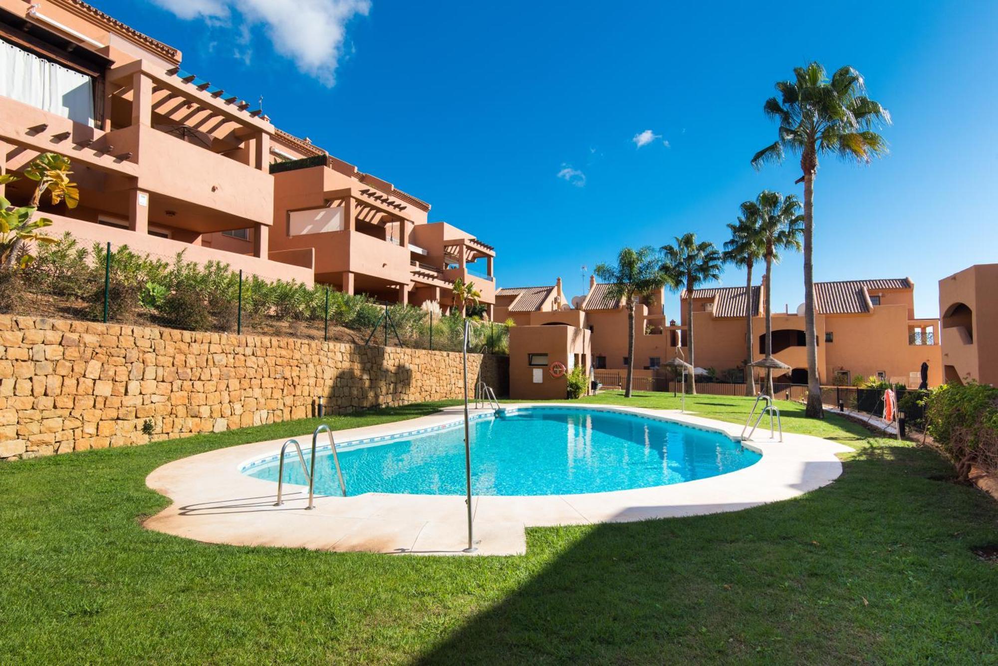 Rentandhomes Penthouse Elviria Golf 마르베야 외부 사진