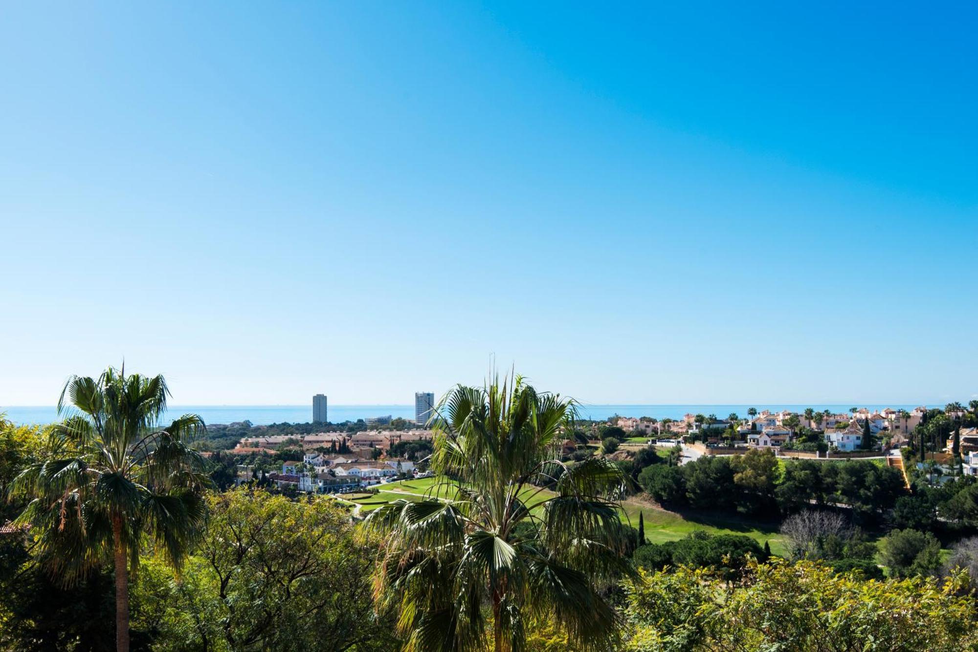 Rentandhomes Penthouse Elviria Golf 마르베야 외부 사진